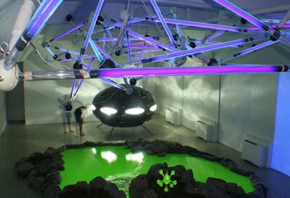 Olivieri_UFO_installation.jpg