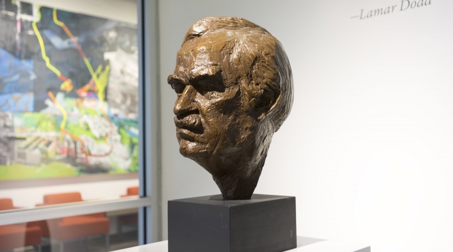 Bust of Lamar Dodd on display
