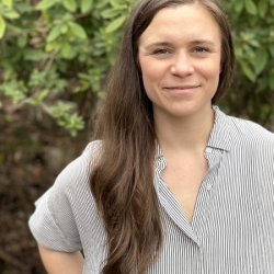 Outdoor headshot