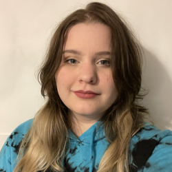 Headshot of Maribeth