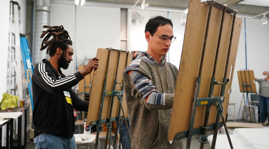 UGA Community Art School, Drawing Other Humans, Spring 2025 session. Photograph courtesy of Sidney Chansamone.