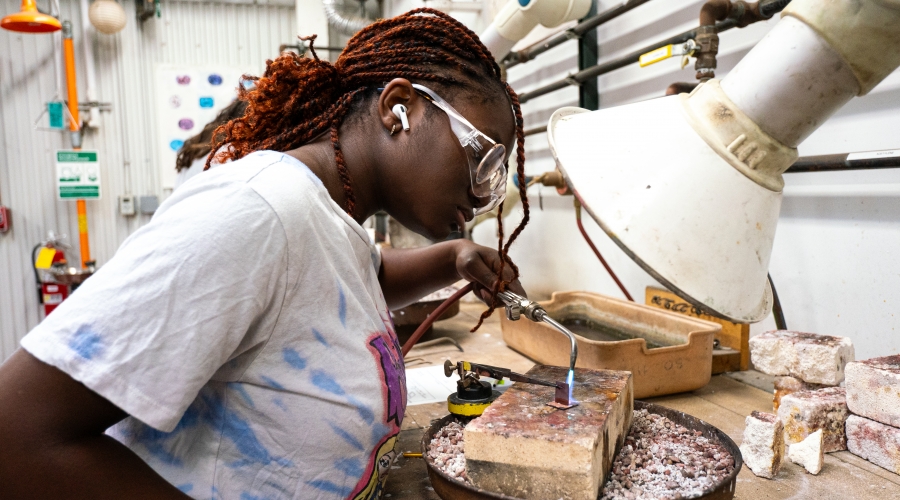 Student in jewelry and metalwork class, 2025. Courtesy of Sidney Chansamone.